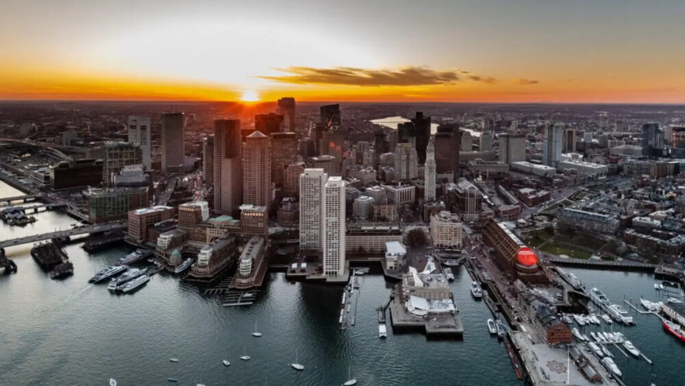 Helicopter Tour Boston - Luxury Helicopter Rides