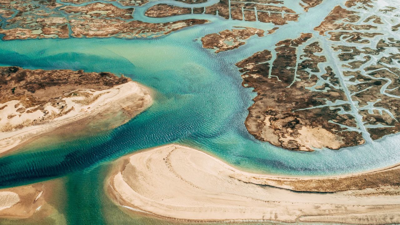 beat-cape-cod-traffic-luxury-helicopter-travel